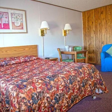 Artos Motel Harvey エクステリア 写真
