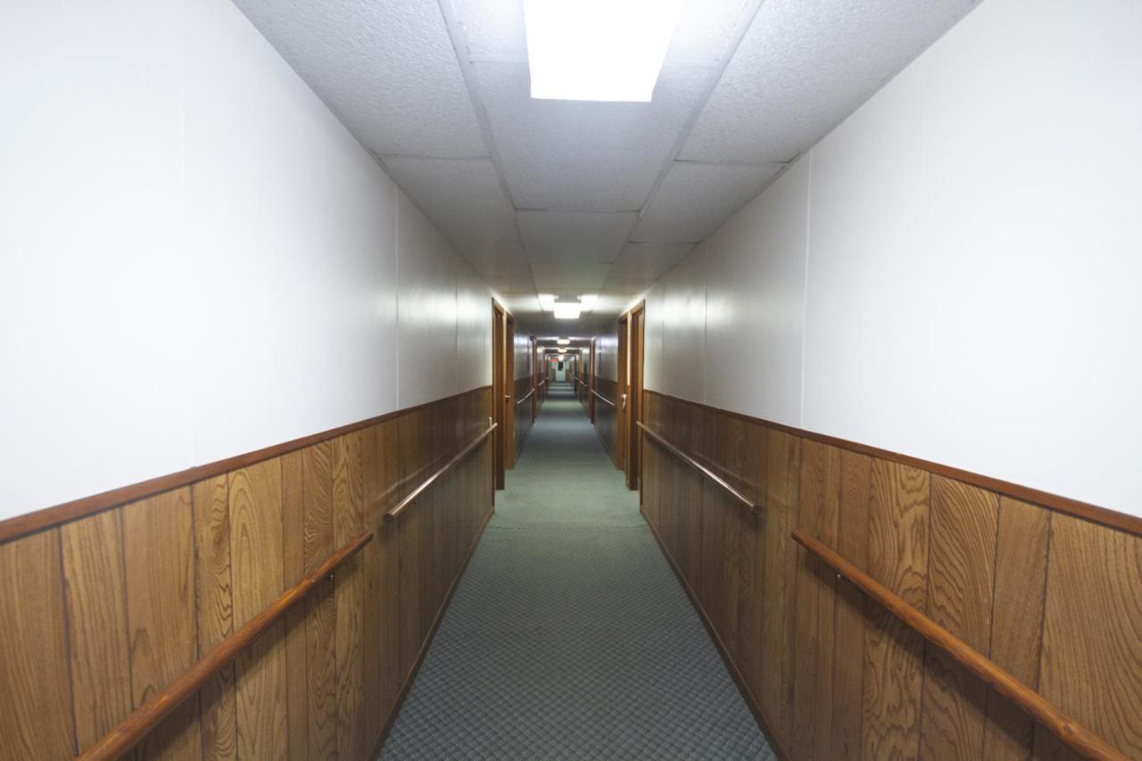 Artos Motel Harvey エクステリア 写真